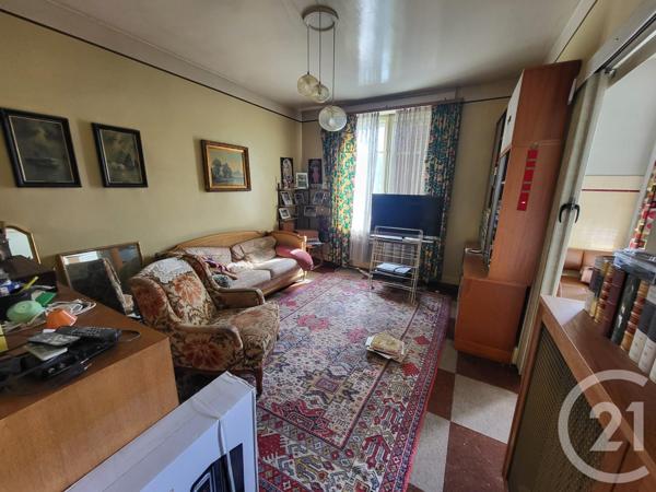 Maison à vendre  15 pièces - 284,43 m2 VILLERS LE LAC - 25