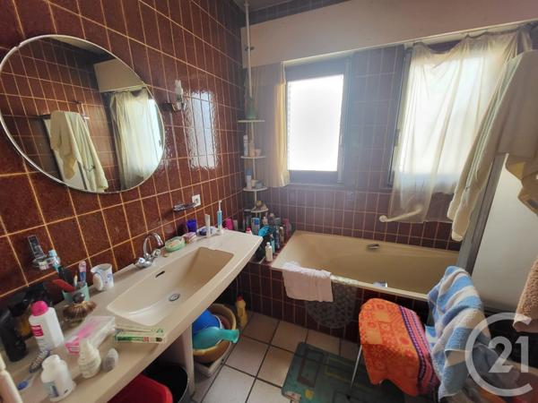 Maison à vendre  15 pièces - 284,43 m2 VILLERS LE LAC - 25