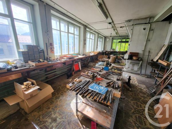 Maison à vendre  15 pièces - 284,43 m2 VILLERS LE LAC - 25