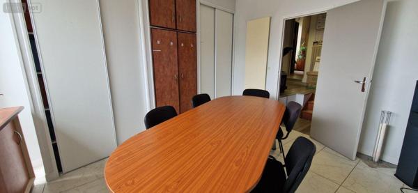 Murs commerciaux à vendre à Bruz en Ille-et-Vilaine (35170), ref : 35176/277