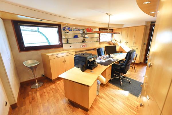 Dpt Vosges (88), à vendre CORNIMONT villa P8 de 263,98 m² - Terrain de 3 469,00 m² - Plain pied