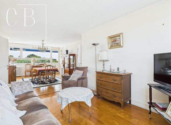 Appartement 3/4 pièces Balcon  et Stationnement