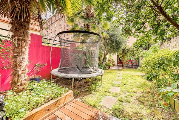 A vendre : Quartier République, Maison de 145m² avec jardin , Terrasse 6 pièces, 4 chambres et Parking.