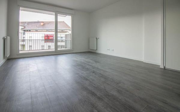 Appartement à louer    2 pièces •  Osny