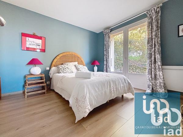 Maison 8 pièces de 198 m² à Auch (32000)