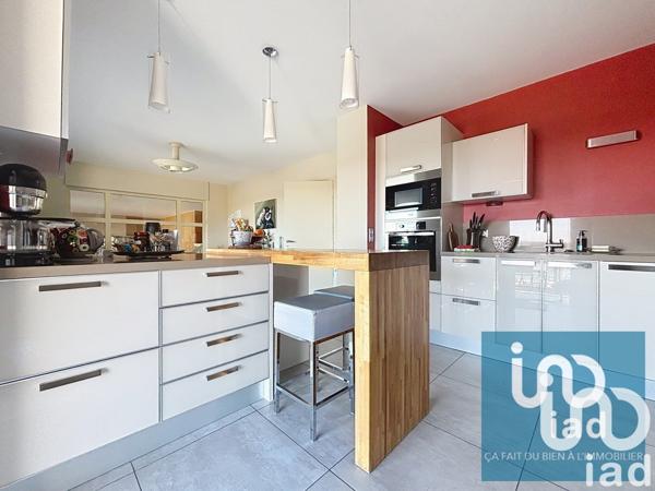 Maison 8 pièces de 198 m² à Auch (32000)