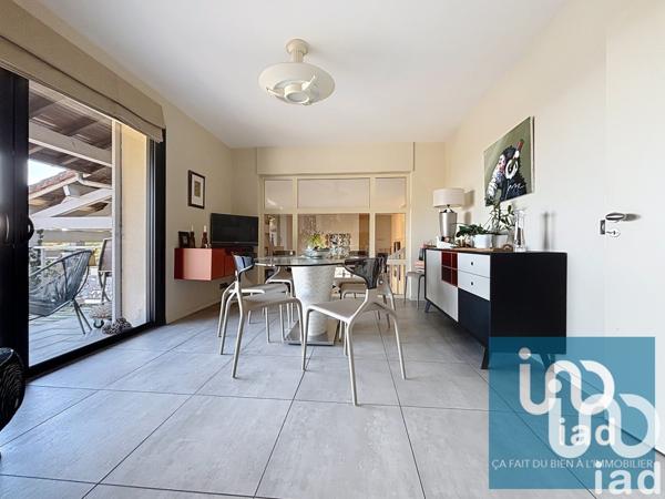 Maison 8 pièces de 198 m² à Auch (32000)