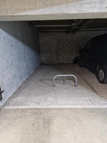 METRO PARMENTIER PARKING