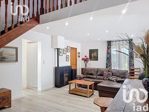 Maison à vendre 6 pièces 132 m² Chuelles