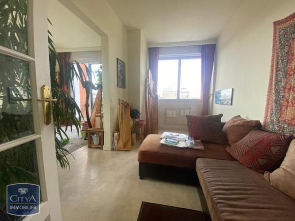 Appartement à louer 3 pièces 105m²