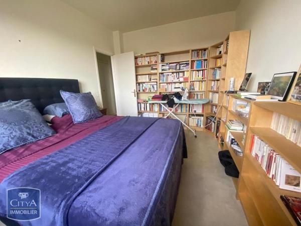 Appartement à louer 3 pièces 105m²