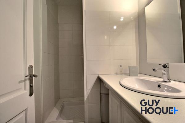 T5 Moulin à vent balcon garage parc