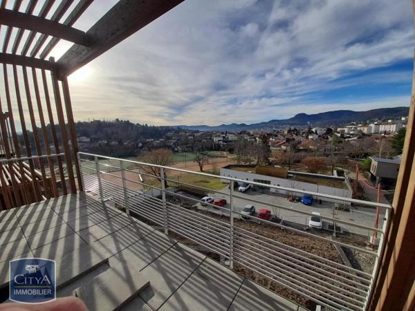 Appartement à louer 3 pièces 75.53m²