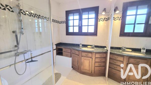 Maison à vendre 7 pièces 196 m² Chaumont