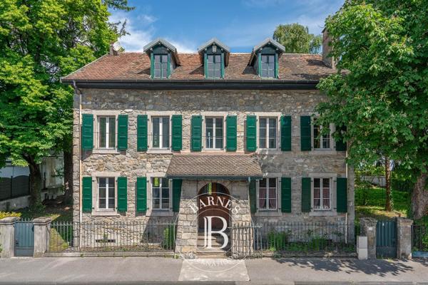 Évian-les-Bains, Maison 7 Chambres -  294 m² à vendre