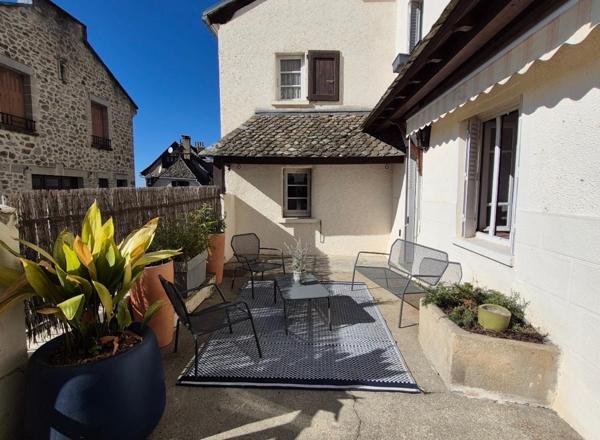 Maison à MUR-DE-BARREZ, 12600 - 6 pièces 148m²