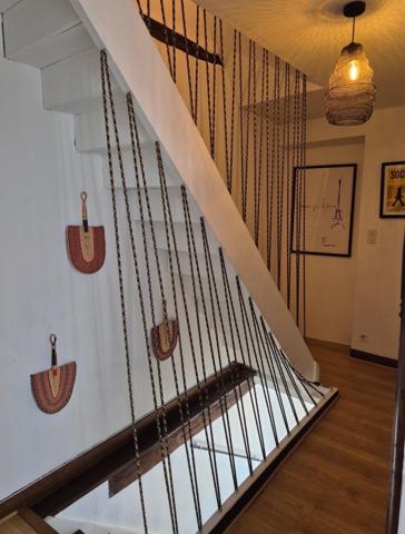 Maison à MUR-DE-BARREZ, 12600 - 6 pièces 148m²