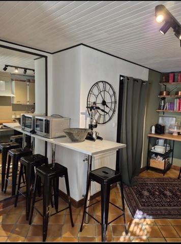 Maison à MUR-DE-BARREZ, 12600 - 6 pièces 148m²