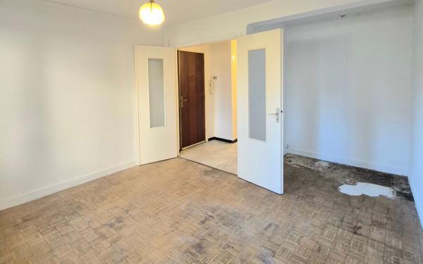 Appartement à vendre    2 pièces • 45 m2 Rosny-sous-Bois
