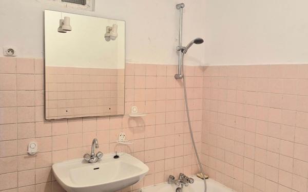 Appartement à vendre    2 pièces • 45 m2 Rosny-sous-Bois