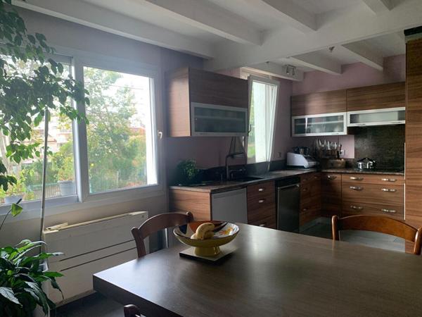 Charmante maison de ville - 13004  Marseille - 370 000 €