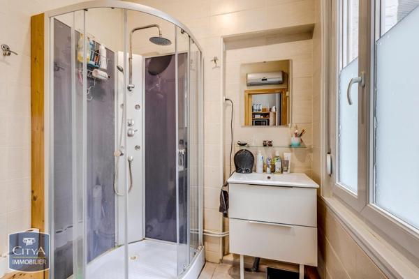 Immeuble à vendre 150m²