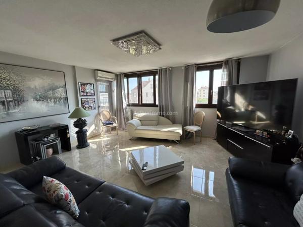 Vente Appartement 4 pièces 87 m2 à Lyon 3