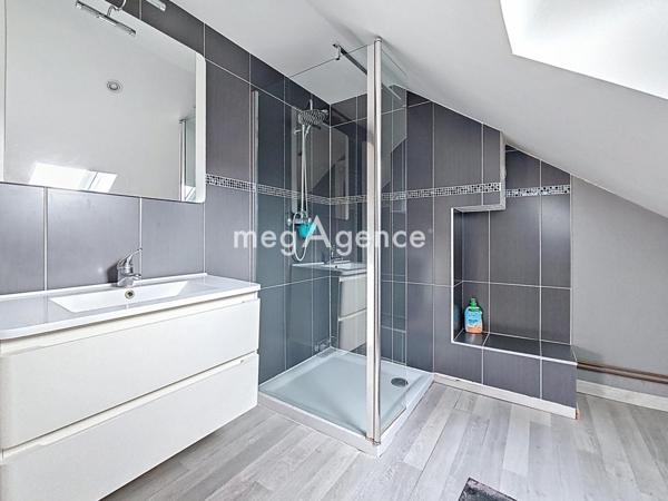 Appartement à BOUAFLE, 78410 - 2 pièces 40m²