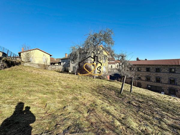 Doranges (63220) À rénover à Doranges ( Gîtes, chambres d’hôtes ou investissement)