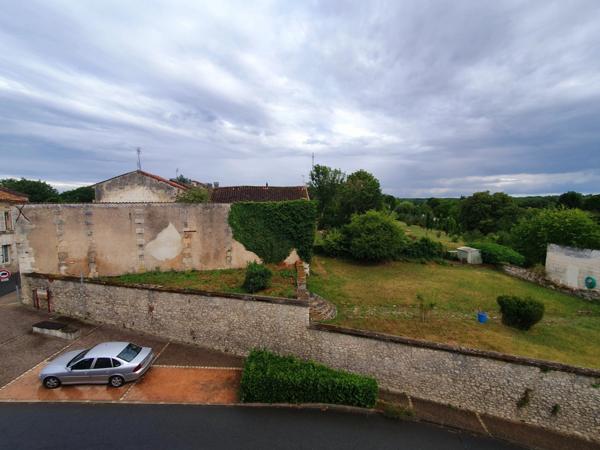 Grande maison de caractère à rénover – 185 m² – Mareuil en Périgord (24340)