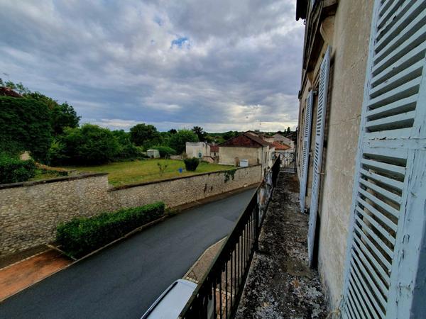 Grande maison de caractère à rénover – 185 m² – Mareuil en Périgord (24340)