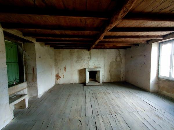 Grande maison de caractère à rénover – 185 m² – Mareuil en Périgord (24340)