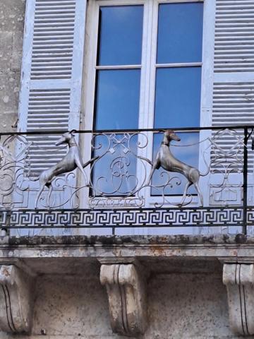 Grande maison de caractère à rénover – 185 m² – Mareuil en Périgord (24340)