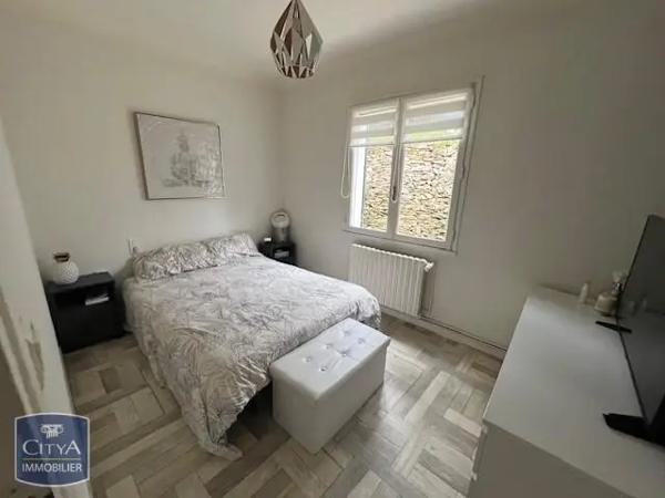 Maison à louer 7 pièces 140.74m² Nîmes (30000)