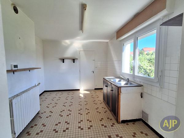Vente maison La Roche Sur Yon : 224 910 € - AJP Immobilier La Roche-sur-Yon