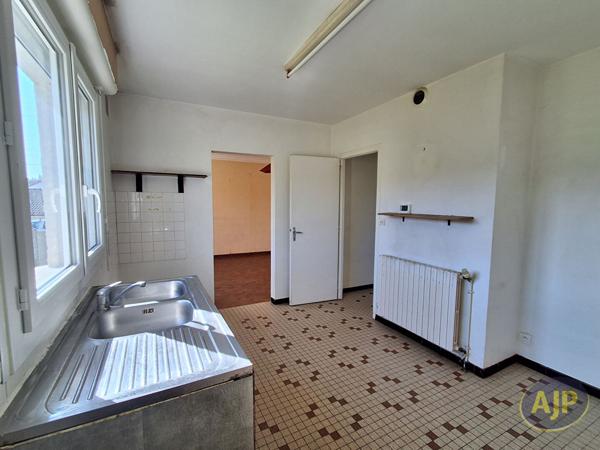 Vente maison La Roche Sur Yon : 224 910 € - AJP Immobilier La Roche-sur-Yon