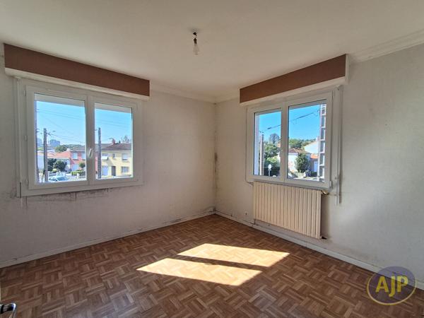 Vente maison La Roche Sur Yon : 224 910 € - AJP Immobilier La Roche-sur-Yon