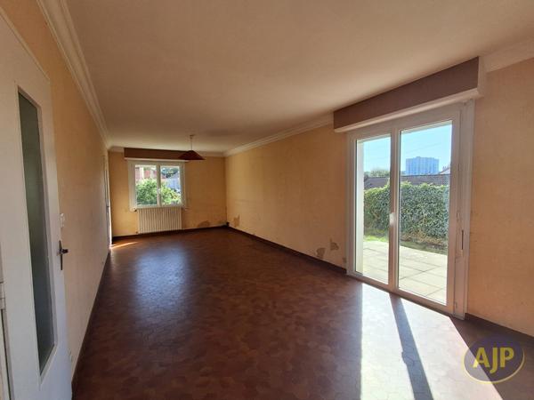 Vente maison La Roche Sur Yon : 224 910 € - AJP Immobilier La Roche-sur-Yon