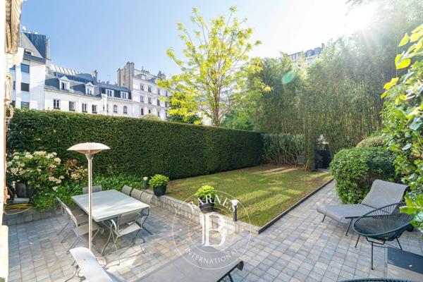 Neuilly-sur-Seine, Appartement 1 Chambre -  92 m² à vendre