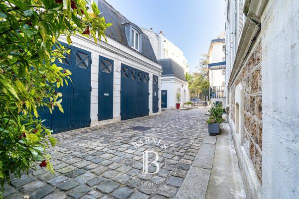Neuilly-sur-Seine, Appartement 1 Chambre -  92 m² à vendre