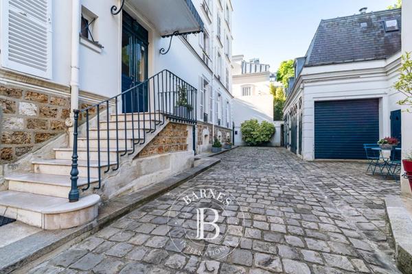Neuilly-sur-Seine, Appartement 1 Chambre -  92 m² à vendre