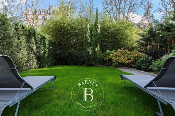 Neuilly-sur-Seine, Appartement 1 Chambre -  92 m² à vendre