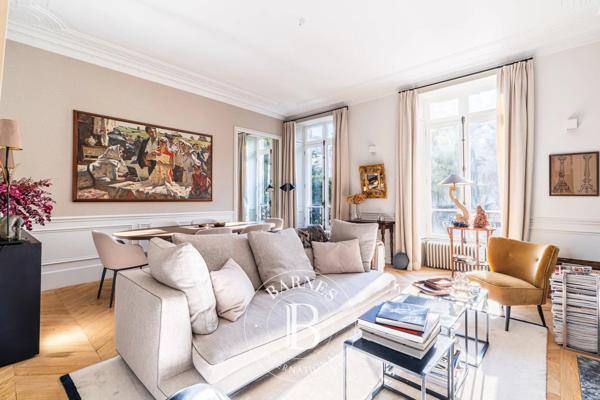 Neuilly-sur-Seine, Appartement 1 Chambre -  92 m² à vendre