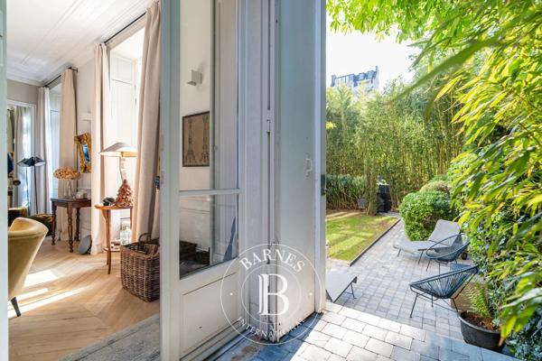 Neuilly-sur-Seine, Appartement 1 Chambre -  92 m² à vendre