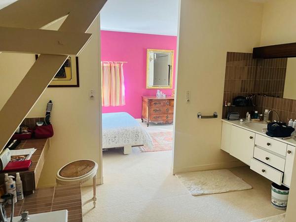 Maison d'architecte 11 pièces, 359 m2 sur parc de 7609 m2