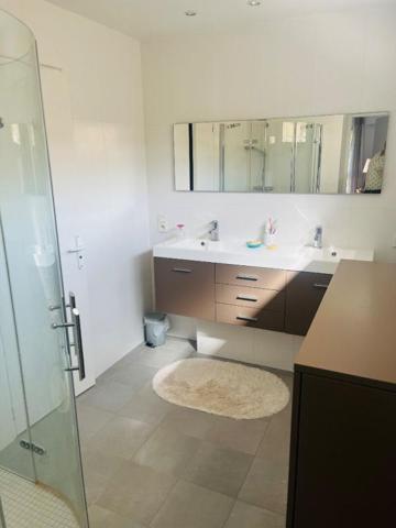 Maison d'architecte 11 pièces, 359 m2 sur parc de 7609 m2