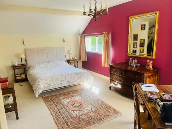 Maison d'architecte 11 pièces, 359 m2 sur parc de 7609 m2