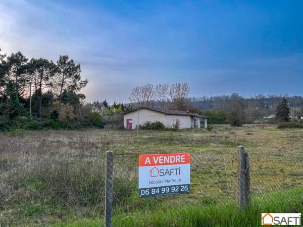 Bâtiment 225 m2 sur terrain de 4000 m2