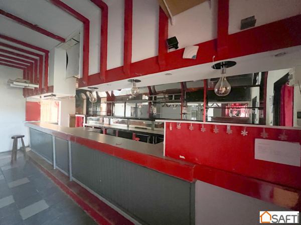 Bâtiment 225 m2 sur terrain de 4000 m2