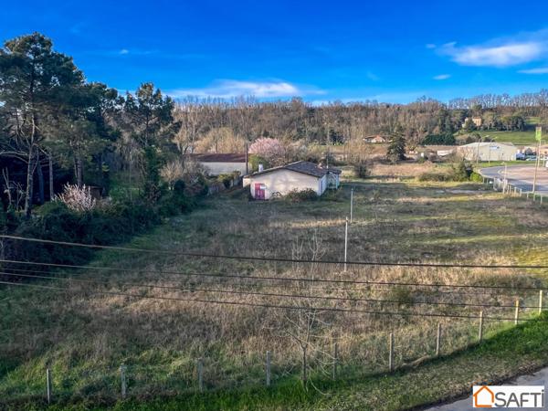 Bâtiment 225 m2 sur terrain de 4000 m2